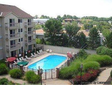 Days Inn By Wyndham St. Louis/Westport Mo Меріленд-Гайтс Екстер'єр фото